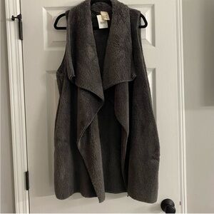 NEW NWT | Lu’s Gray Furry Vest with Pockets | Longline | Size XL